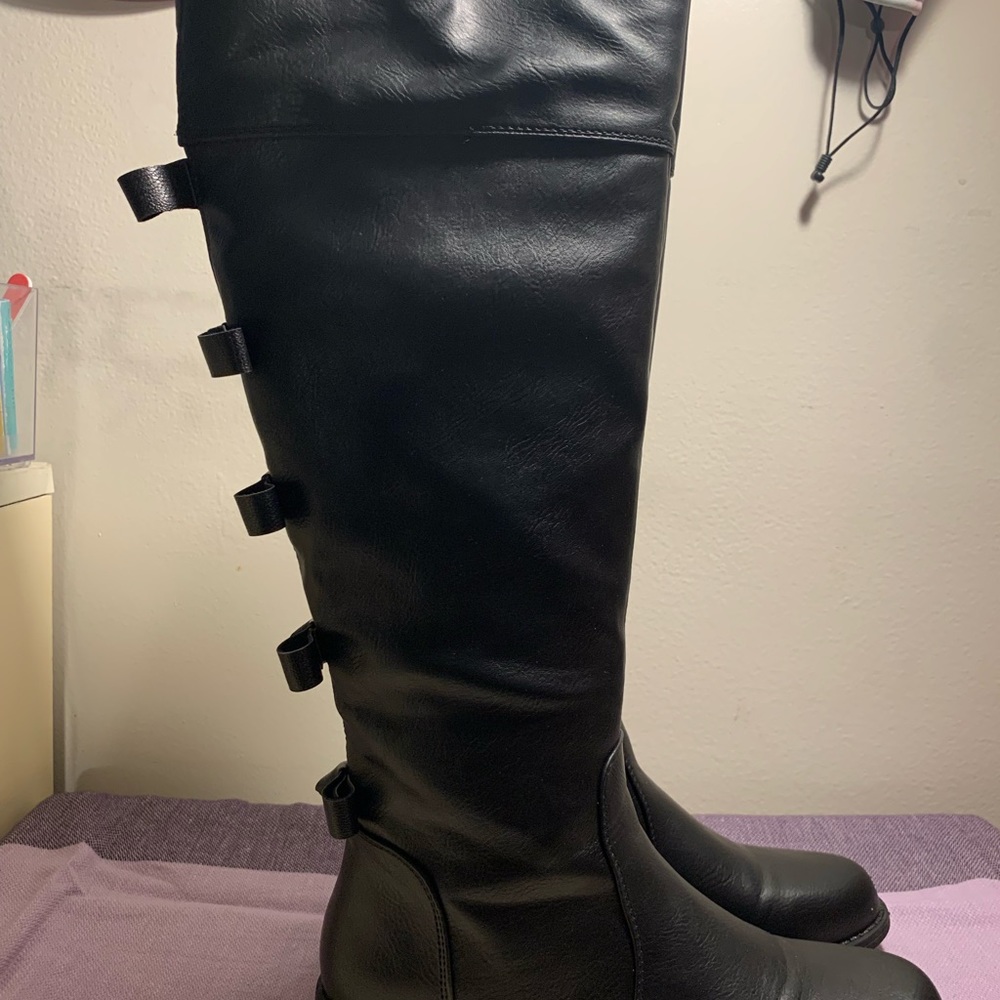 Black Calf Boots with Bow ties